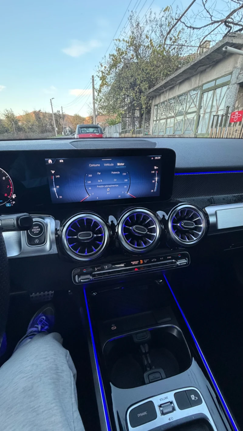 Mercedes-Benz GLB Mercedes 250 GLB.     4MATIC AMG, снимка 9 - Автомобили и джипове - 52930477