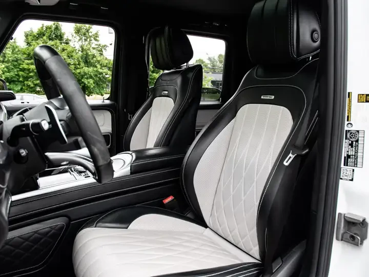 Mercedes-Benz G 63 AMG TWO TONE* BURMESTER* ПОДГРЕВИ* ОБДУХ* 360* БЕЗ ИНЦ, снимка 11 - Автомобили и джипове - 53230872