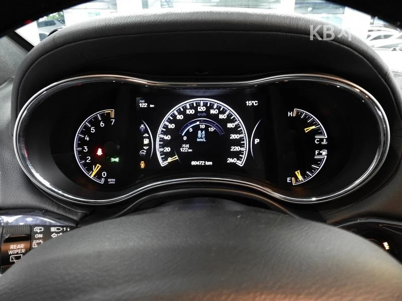 Jeep Grand cherokee 3.6 Overland, снимка 10 - Автомобили и джипове - 54821694