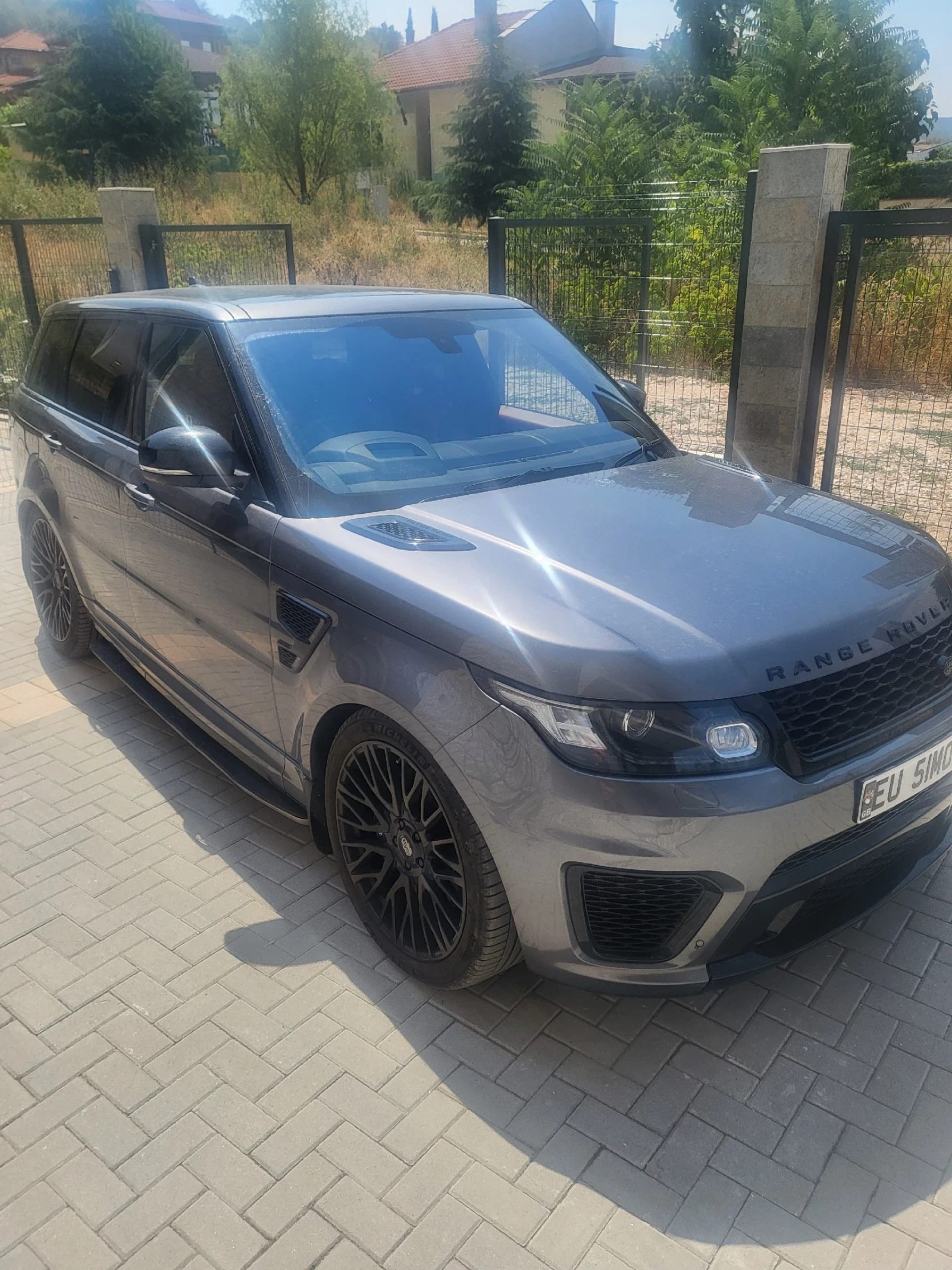 Land Rover Range Rover Sport 5.0 litre V8 SVR  - изображение 4