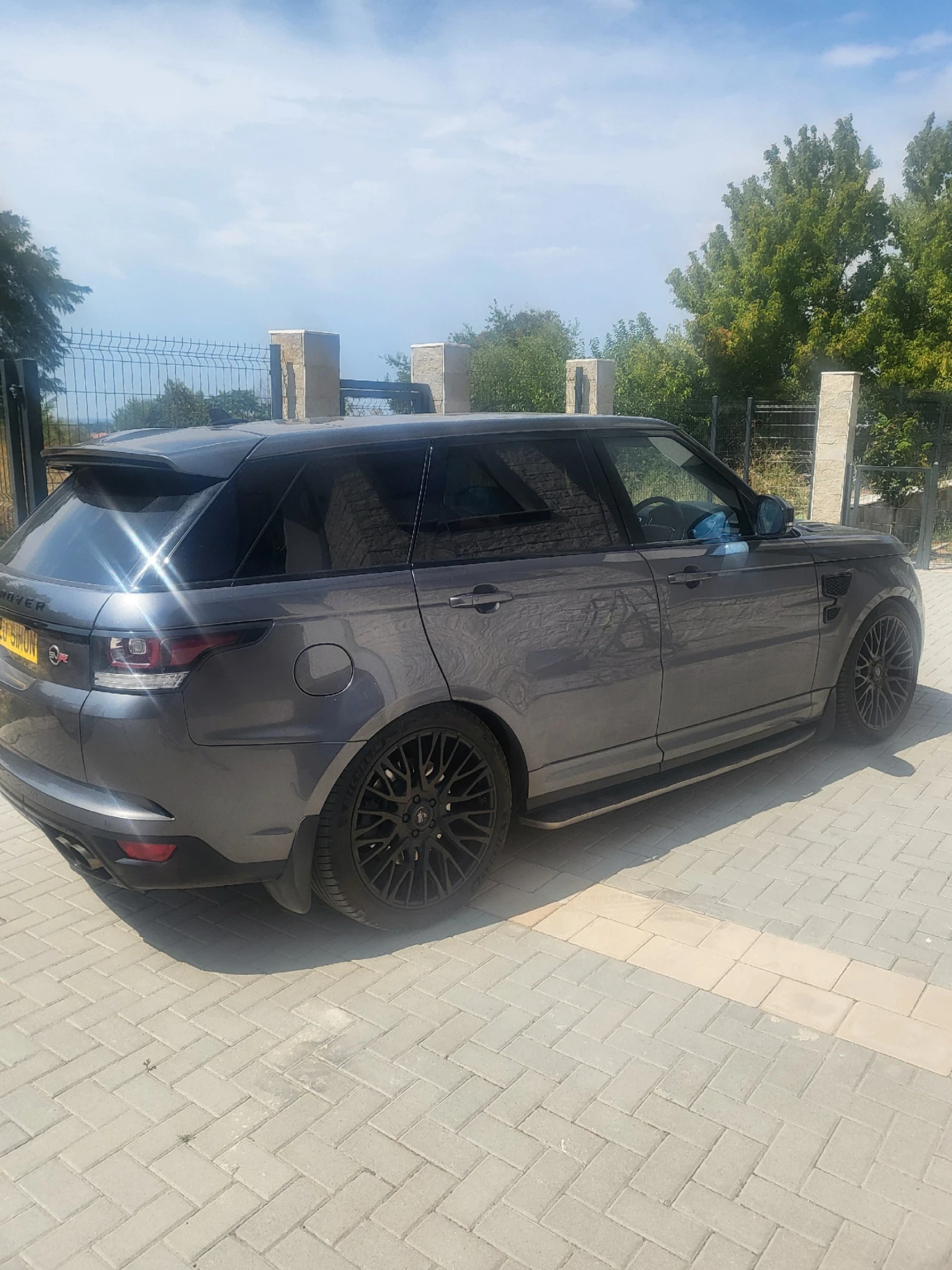 Land Rover Range Rover Sport 5.0 litre V8 SVR  - изображение 5