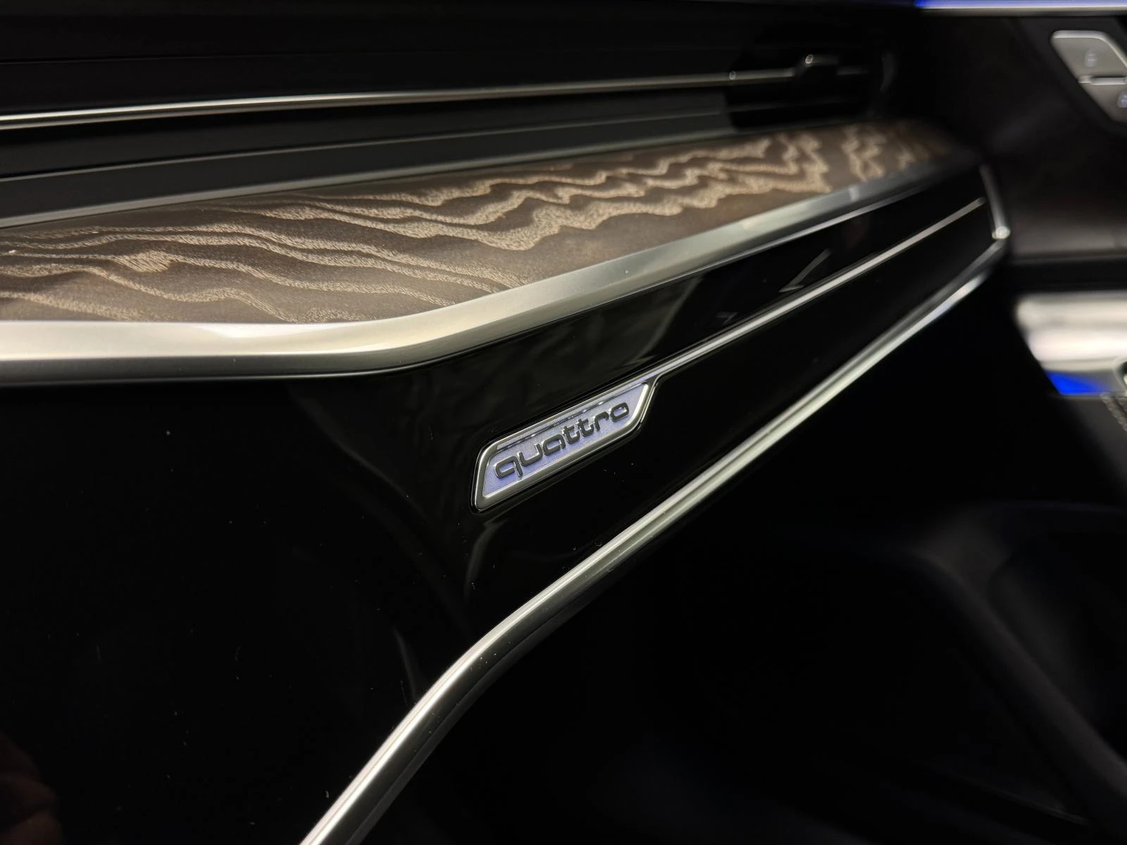 Audi Q8 55TFSI Quattro ABT* B&O* * Pano* 360 | Mobile.bg   16