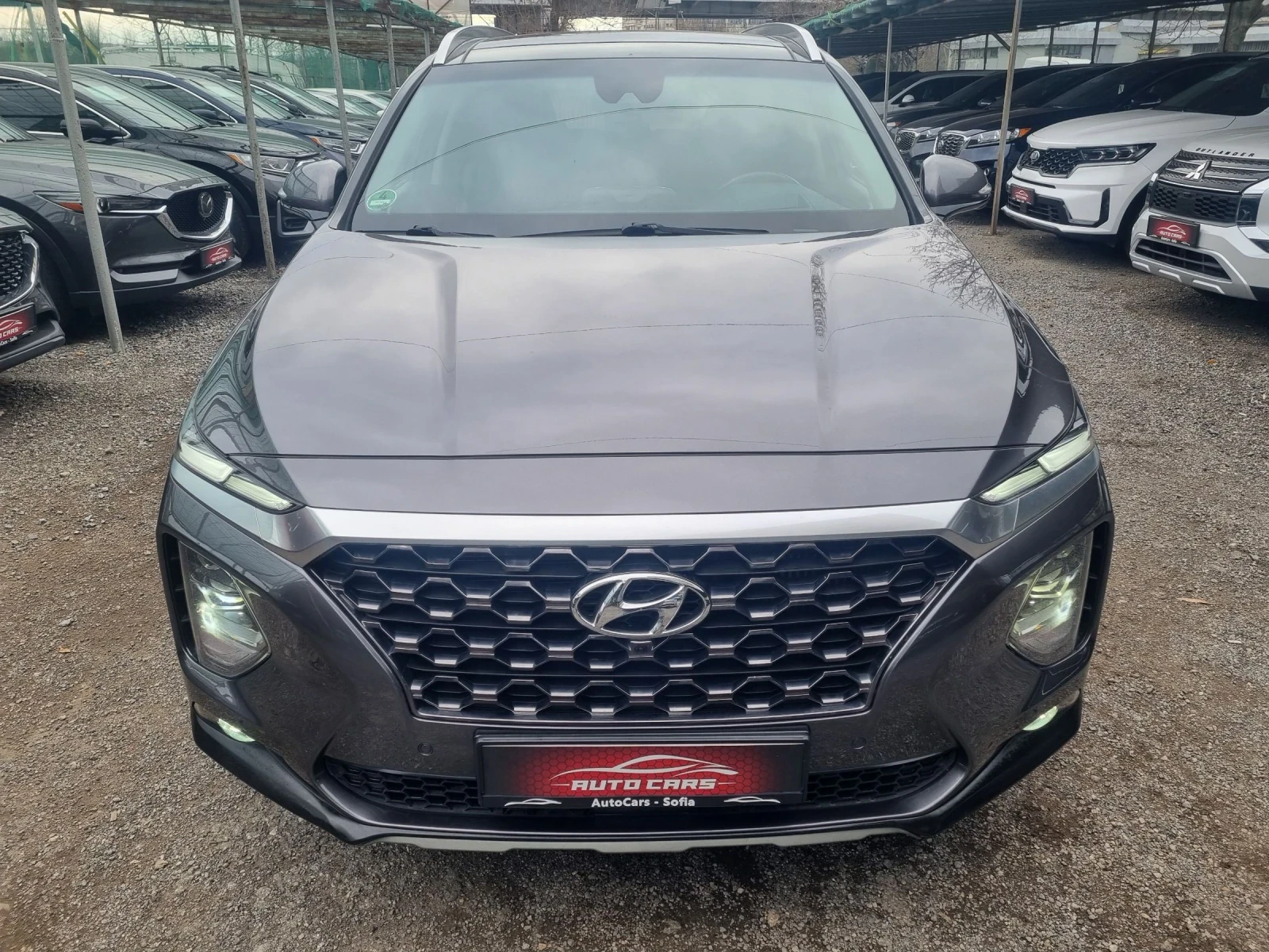 Hyundai Santa fe 2.2  Premium* 4WD* . 7места * ПАНОРАМА* 360камера* - изображение 2