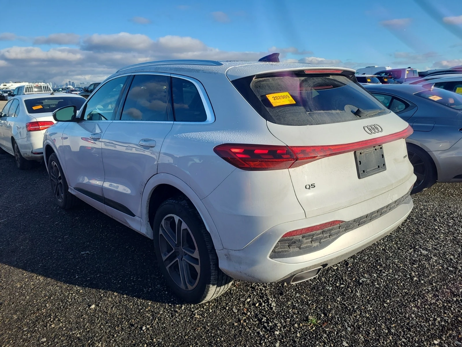 Audi Q5 Progressiv/CARFAX/PANO/360 CAM/KEYLESS - изображение 4