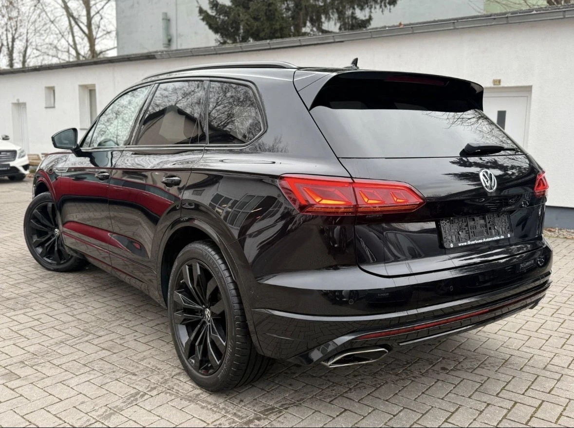 VW Touareg 3.0 TFSI 340 R-line Full Black, снимка 5 - Автомобили и джипове - 53780952