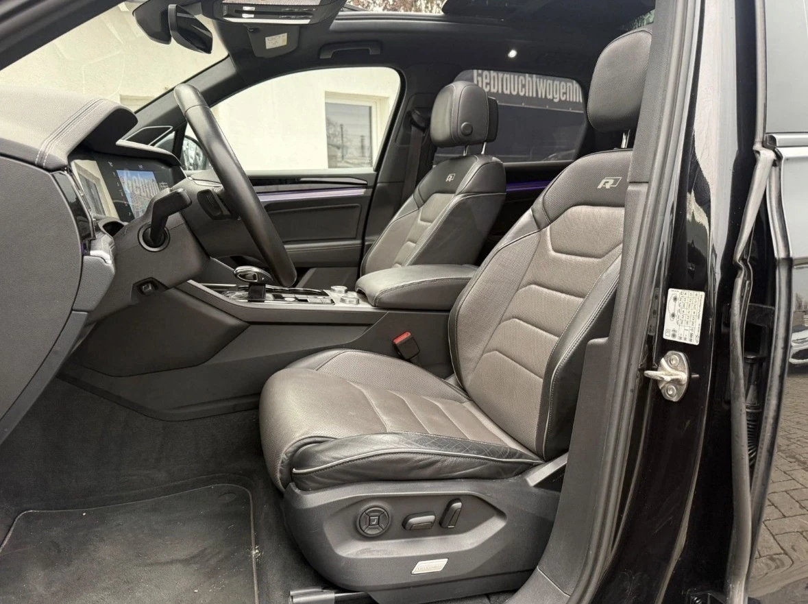 VW Touareg 3.0 TFSI 340 R-line Full Black, снимка 9 - Автомобили и джипове - 53780952