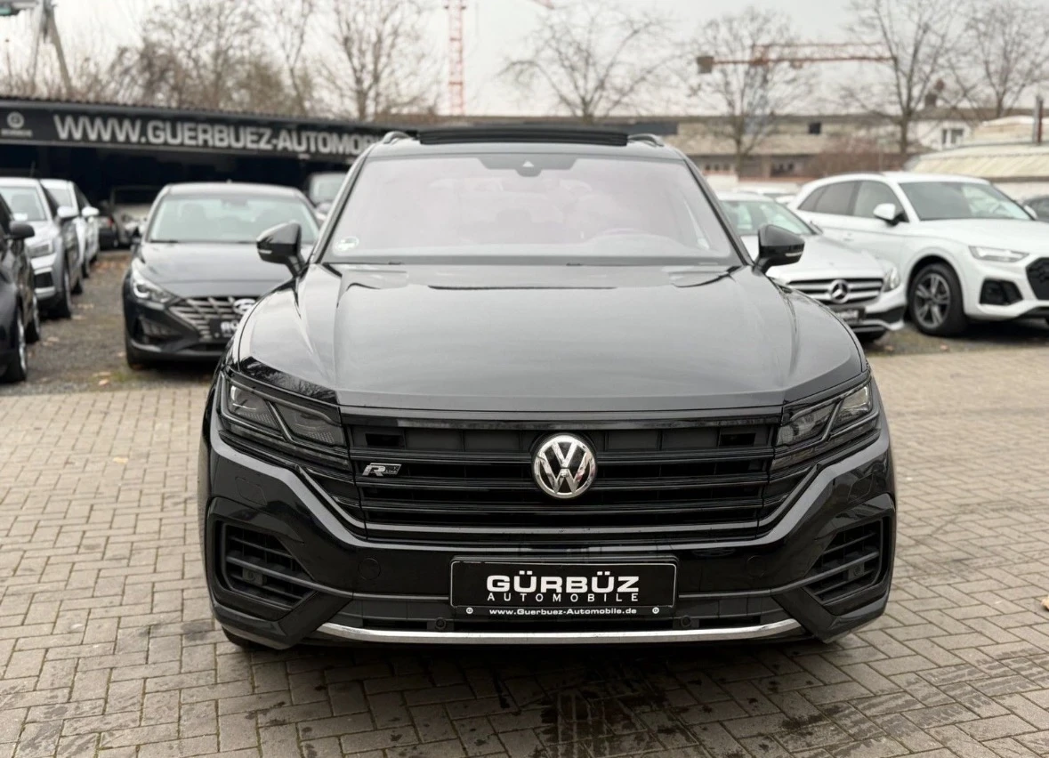 VW Touareg 3.0 TFSI 340 R-line Full Black, снимка 2 - Автомобили и джипове - 53780952
