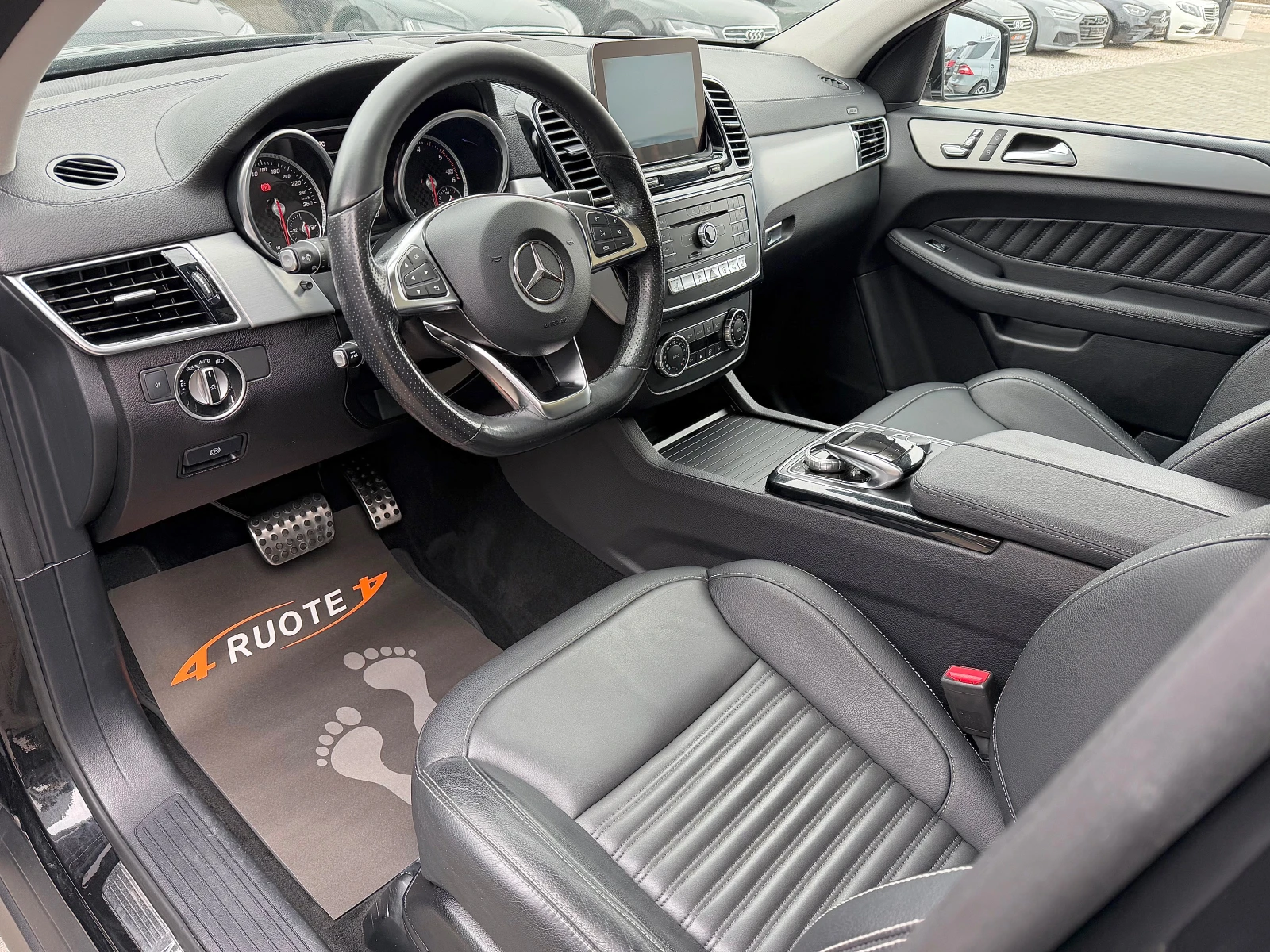 Mercedes-Benz GLE 350 d Подгрев/Камера/Панорама, снимка 8 - Автомобили и джипове - 53890997