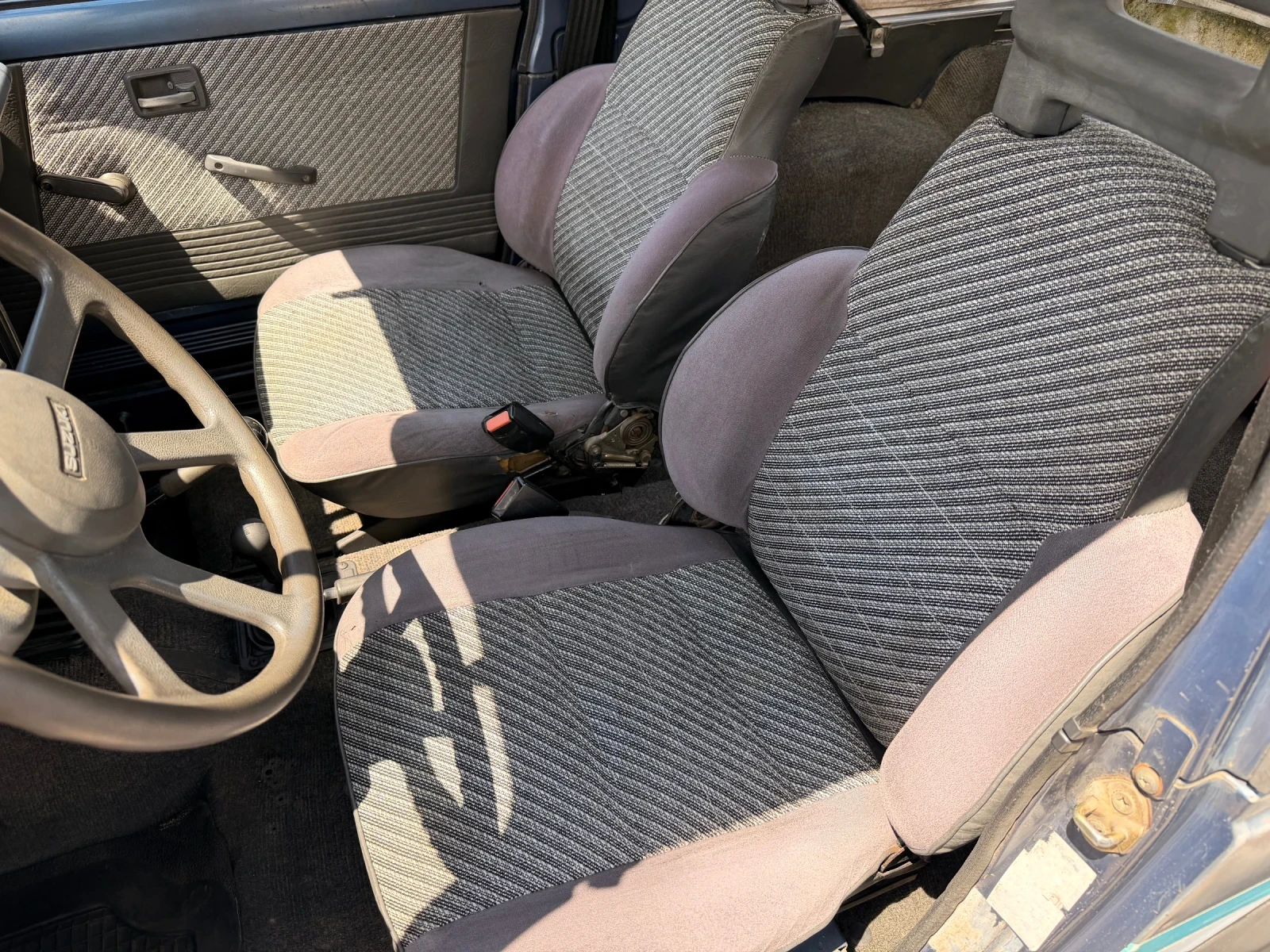 Suzuki Samurai 1.3i без ръжда! , снимка 11 - Автомобили и джипове - 54639166