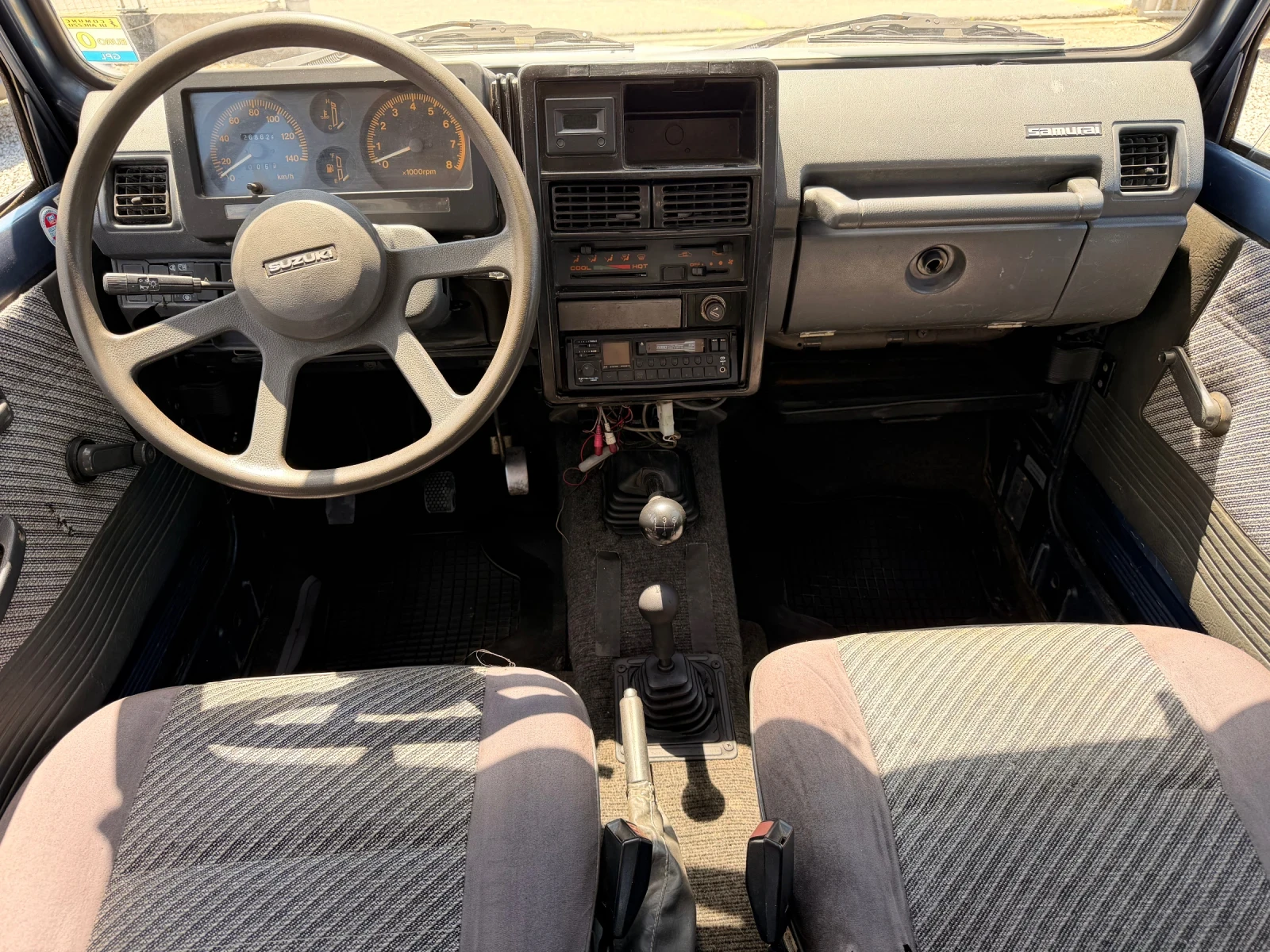 Suzuki Samurai 1.3i без ръжда! , снимка 12 - Автомобили и джипове - 54639166