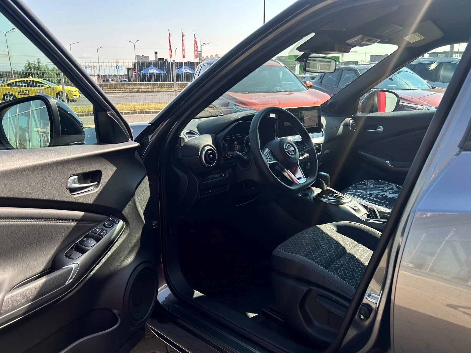 Nissan Juke 1.0 DIG-T N-Connecta A/T | Mobile.bg � ����������� 5
