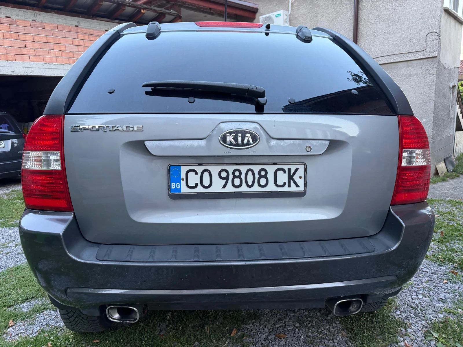 Kia Sportage 2.0 CRDI 4x4 , снимка 5 - Автомобили и джипове - 55328027