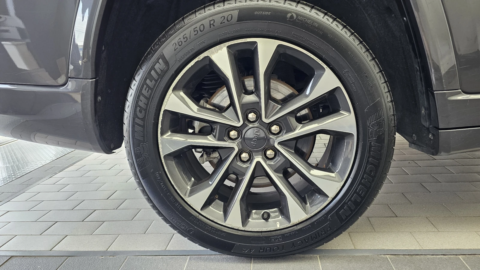 Jeep Grand cherokee L / OVERLAND / 3.6 / DISTRONIC / ОБДУХ / 360КАМЕРА, снимка 5 - Автомобили и джипове - 55526089