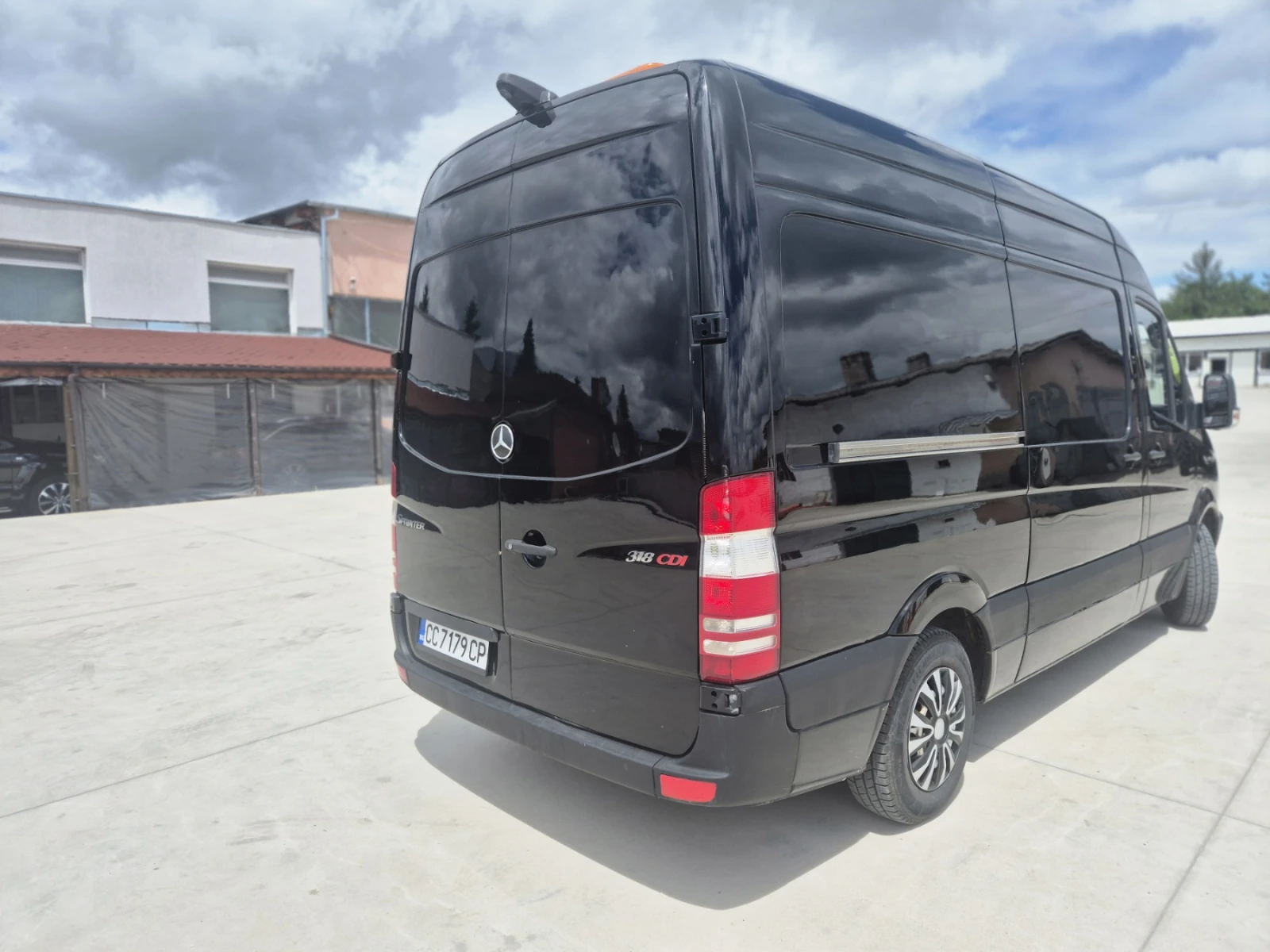 Mercedes-Benz Sprinter 318 РАБОТИЛНИЦА - изображение 7