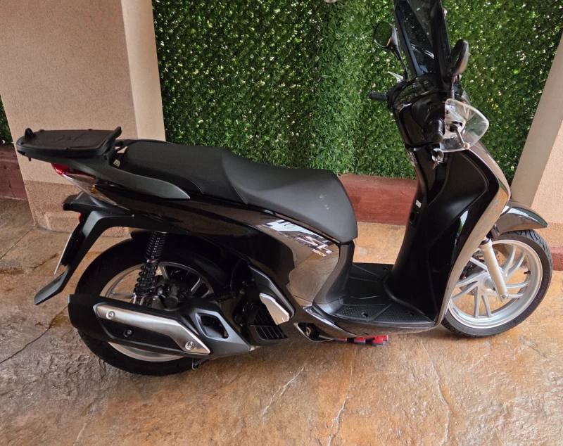 Honda Sh 150i, снимка 2 - Мотоциклети и мототехника - 51418016