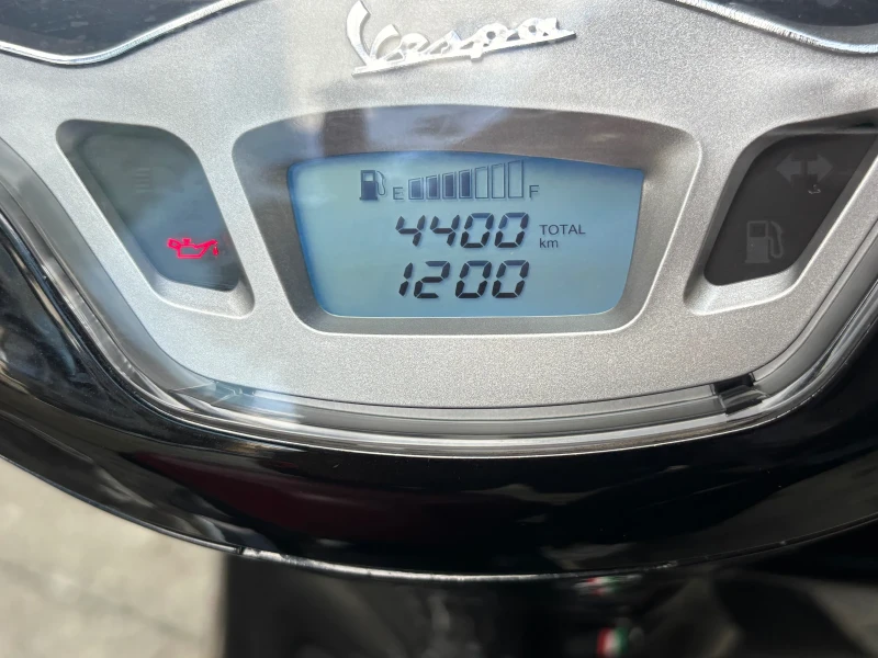 Vespa Primavera, снимка 3 - Мотоциклети и мототехника - 52311540