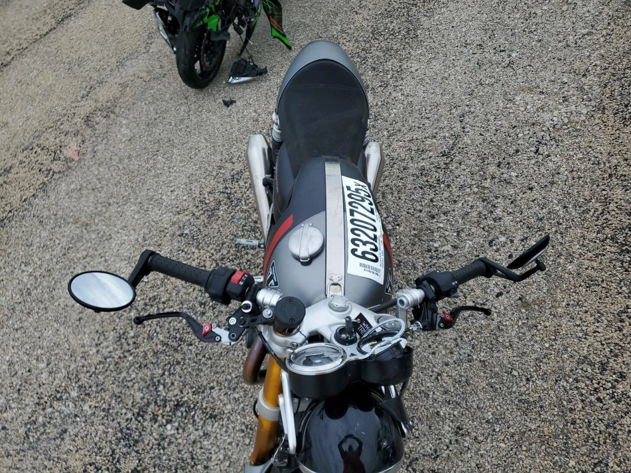 Triumph Thruxton RS - изображение 5