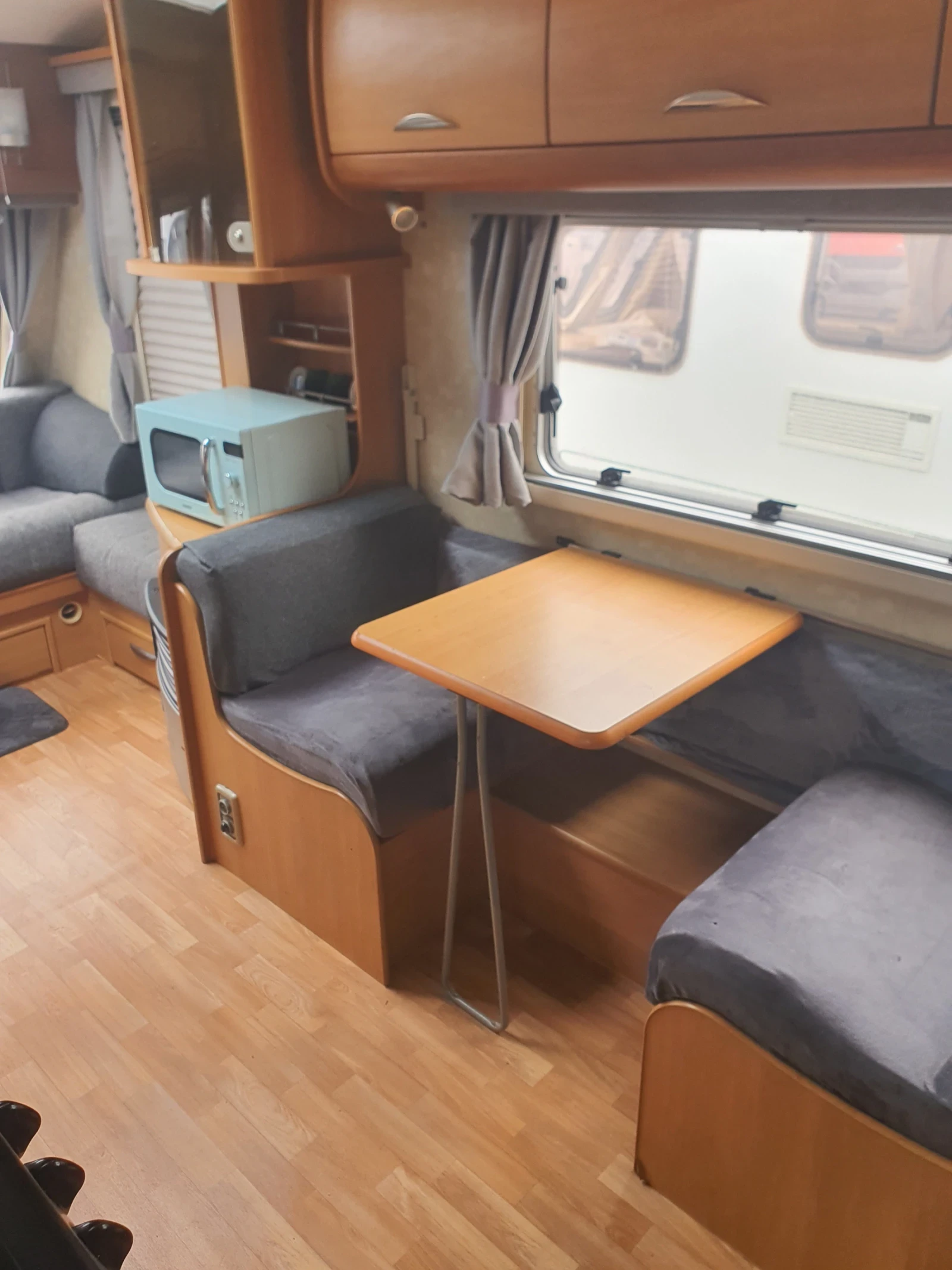 Каравана Swift Challenger , снимка 15 - Каравани и кемпери - 53717304