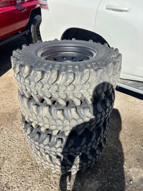        305/70R16  Toyota Land cruiser