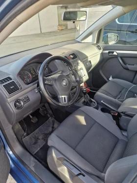 Обява за продажба на VW Touran 1.6ТДИ ~11 500 лв. - изображение 4