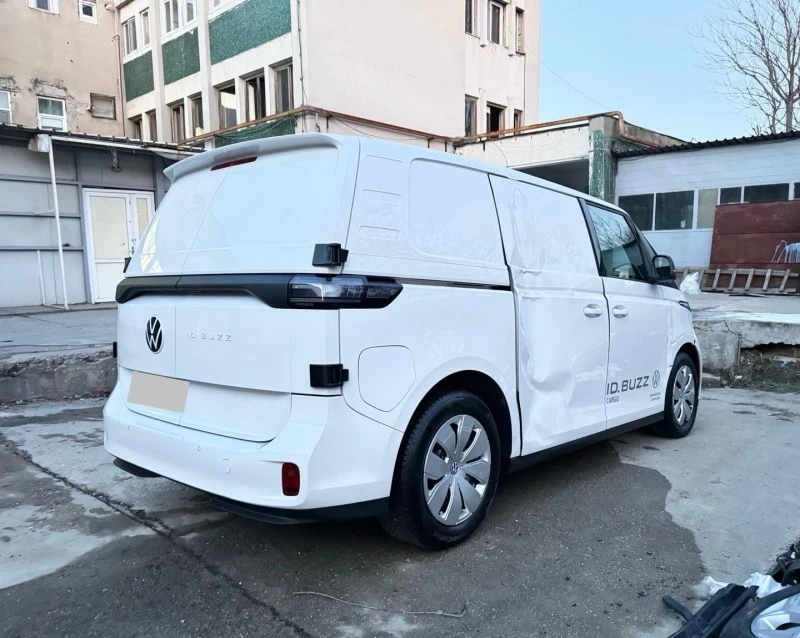 VW ID.Buzz Cargo, снимка 4 - Автомобили и джипове - 44101442