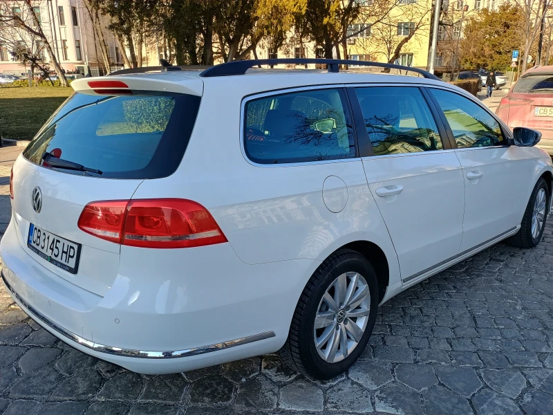 VW Passat, снимка 4 - Автомобили и джипове - 49116261