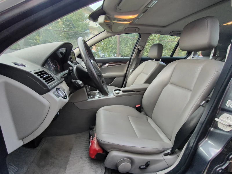 Mercedes-Benz C 220 S204, снимка 9 - Автомобили и джипове - 52405963