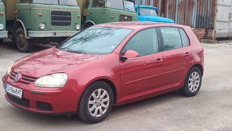 VW Golf 1.9 тди, снимка 2 - Автомобили и джипове - 53173208