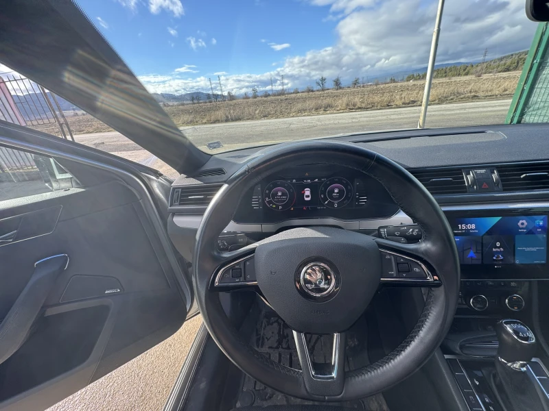 Skoda Superb, снимка 7 - Автомобили и джипове - 53400958