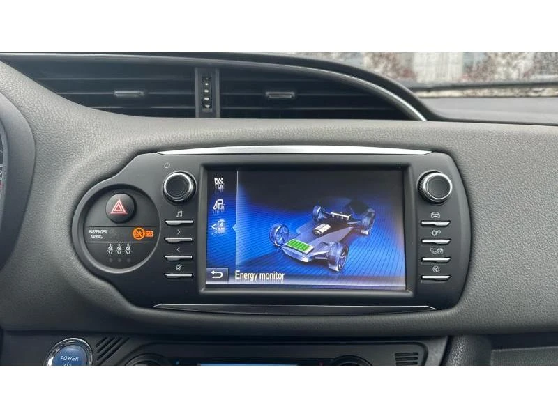 Toyota Yaris YARIS 1.5 HSD ACTIVE, снимка 15 - Автомобили и джипове - 52950204