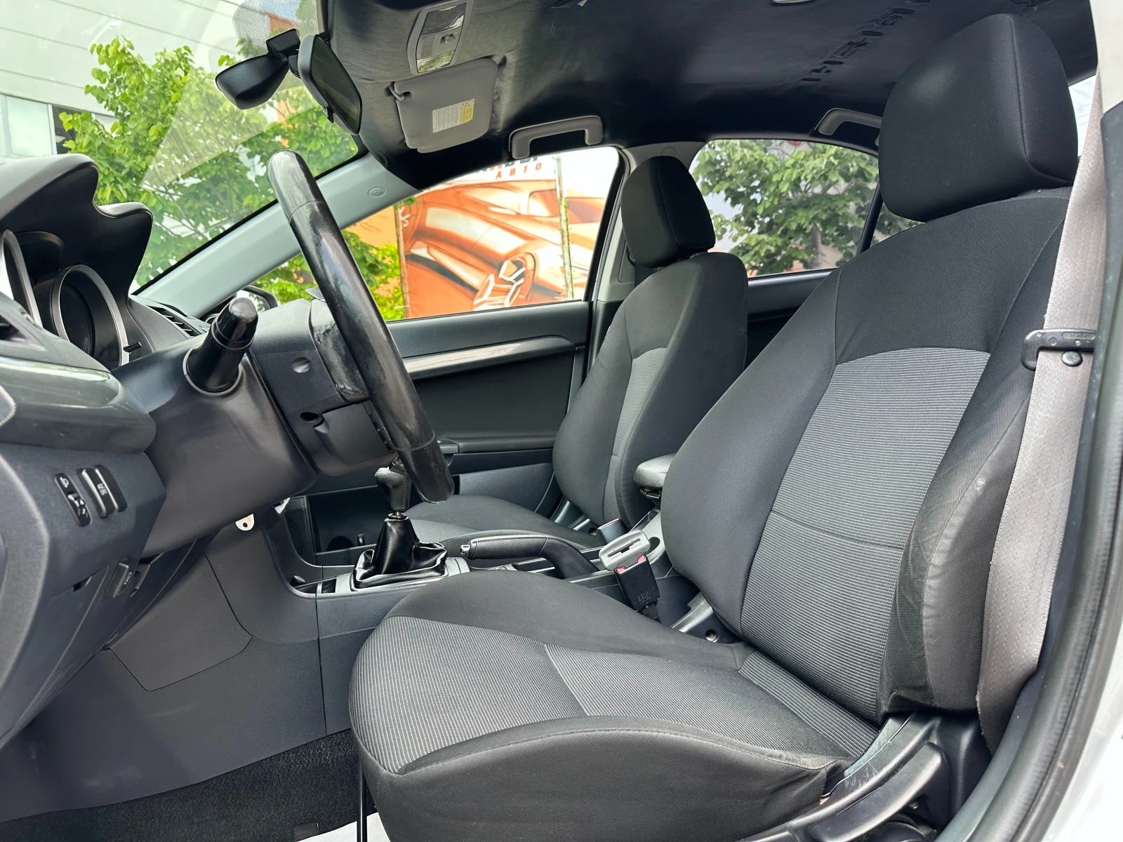 Mitsubishi Lancer 1.8i 143 к.с. Газ/бензин - изображение 8