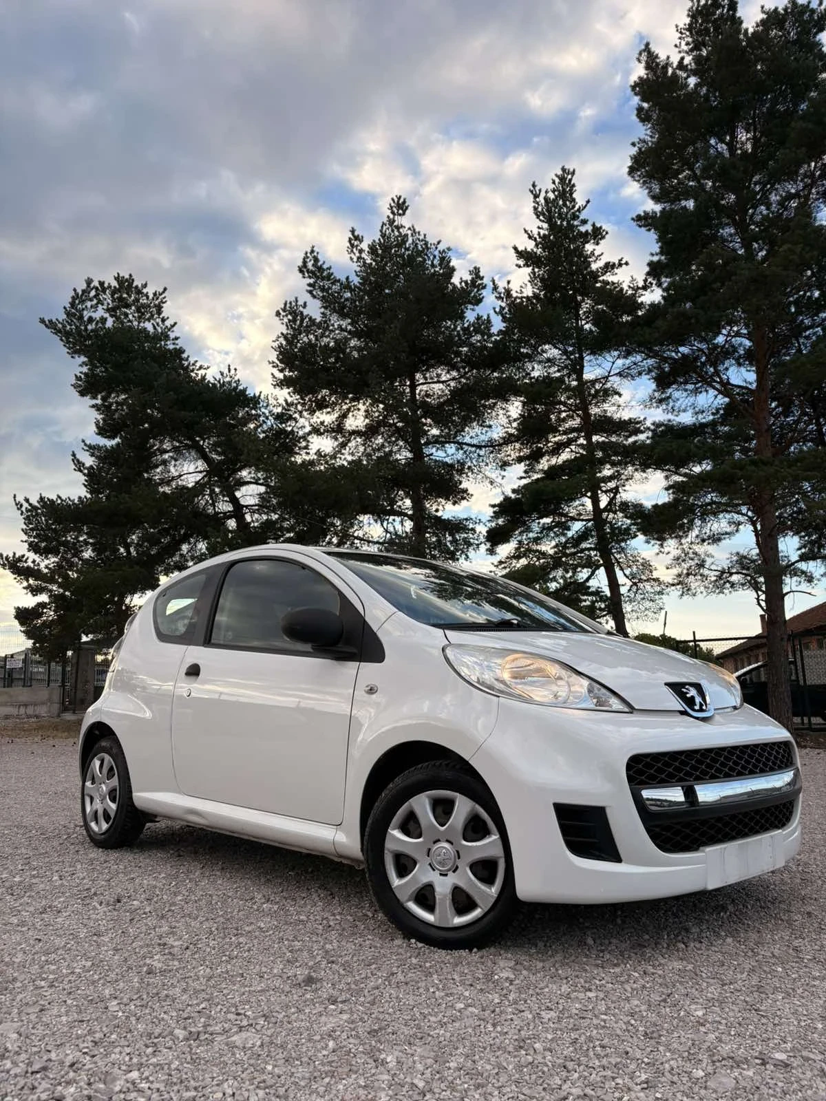 Peugeot 107 1.0 Бензин 2012г. Товаро-пътнически - изображение 5