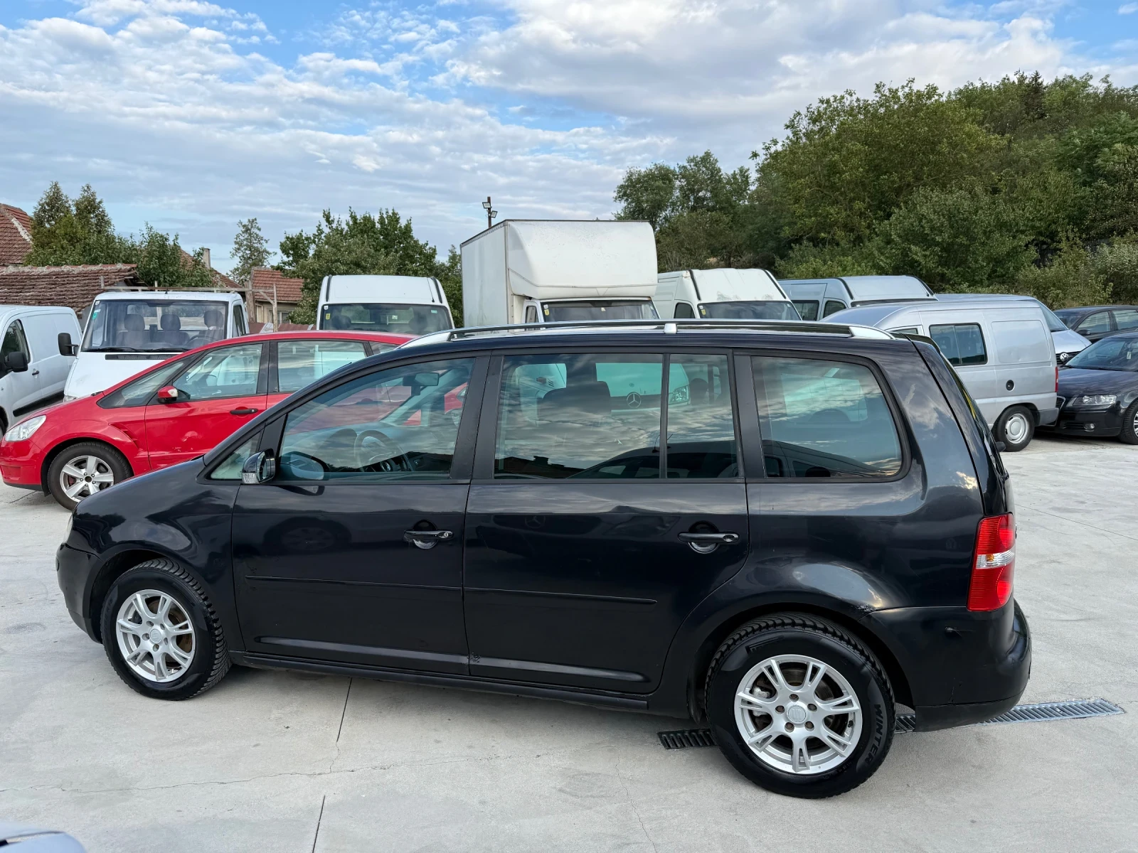 VW Touran 1.9TDI 105К.С. HIGHLINE - изображение 8