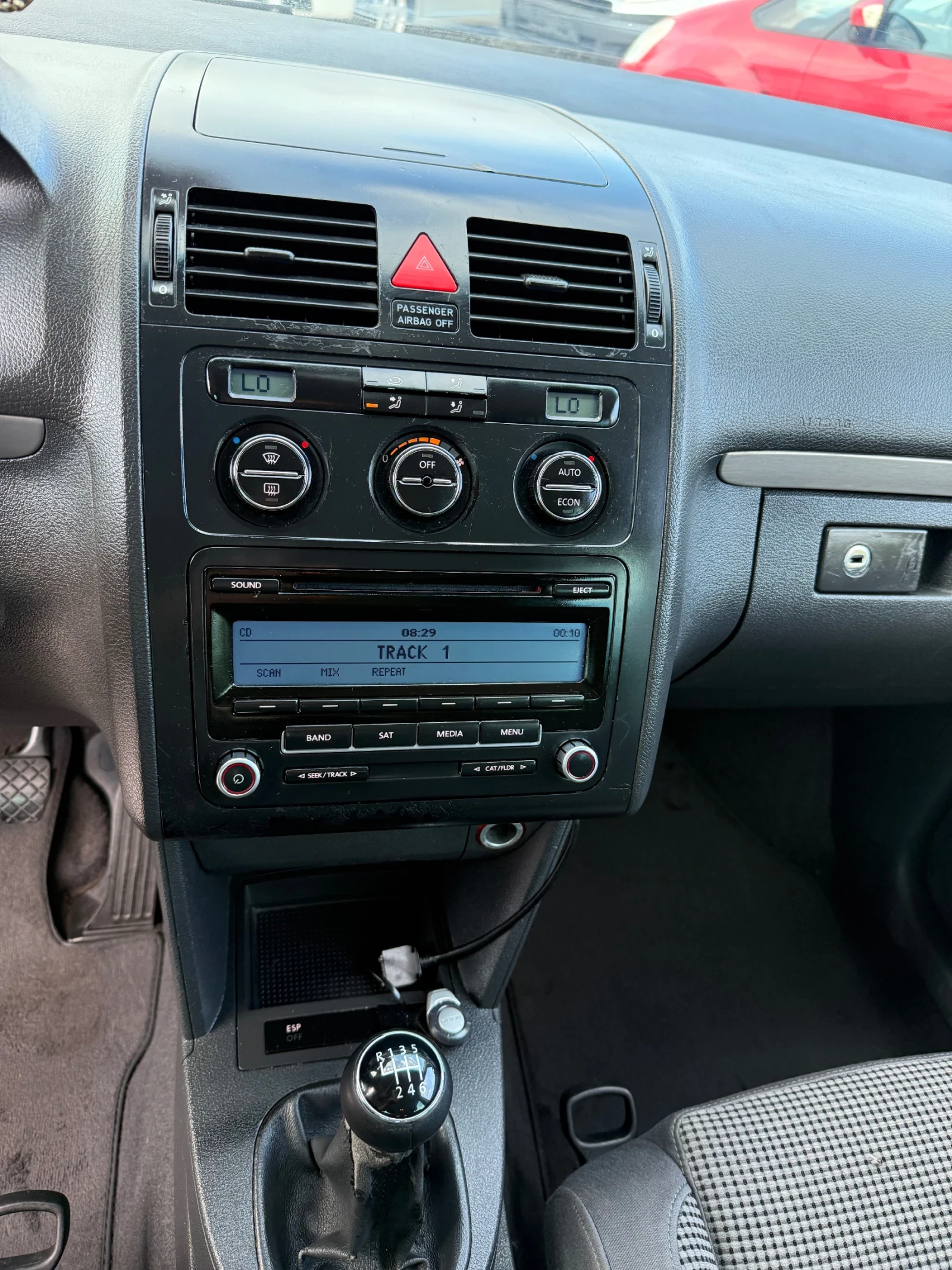 VW Touran 1.9TDI 105К.С. HIGHLINE - изображение 10