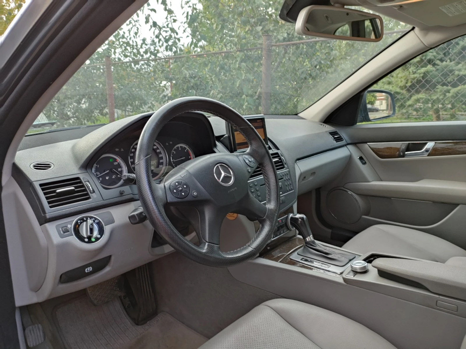 Mercedes-Benz C 220 S204 - изображение 8