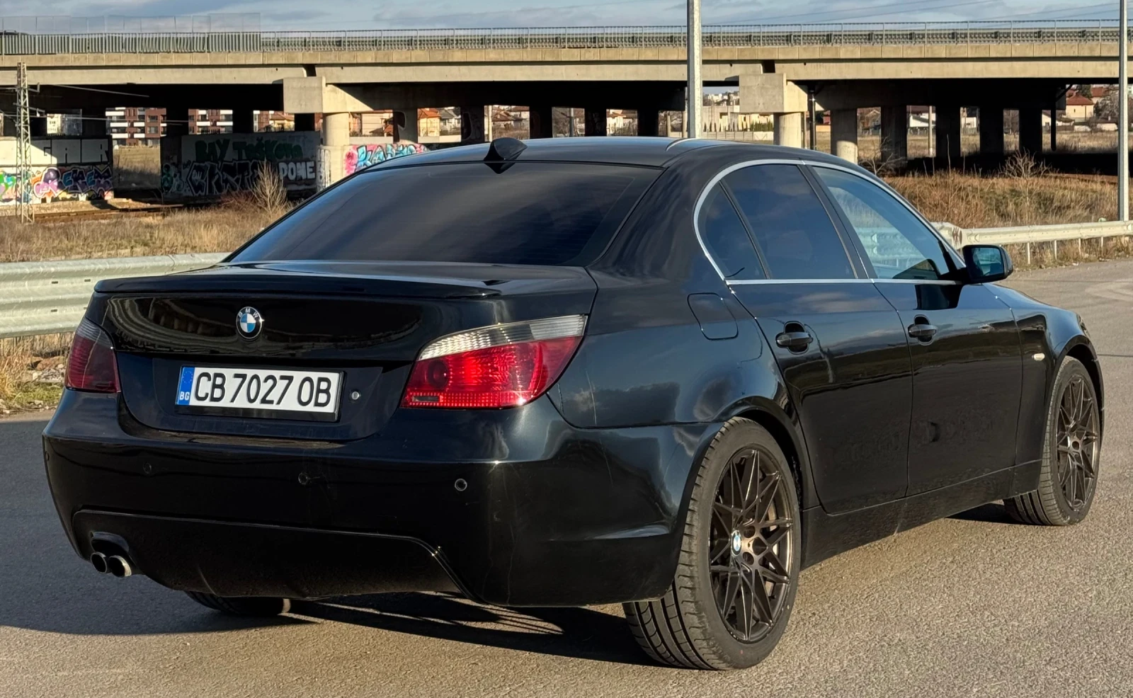 BMW 520 M-pack* (170�.�)* Automat* (�����)���-4 | Mobile.bg � ����������� 4