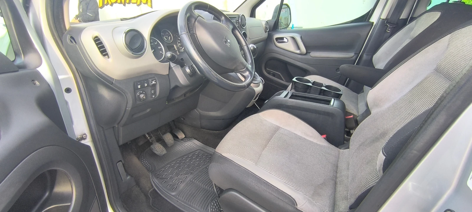 Peugeot Partner Tepee , снимка 14 - Автомобили и джипове - 53811710