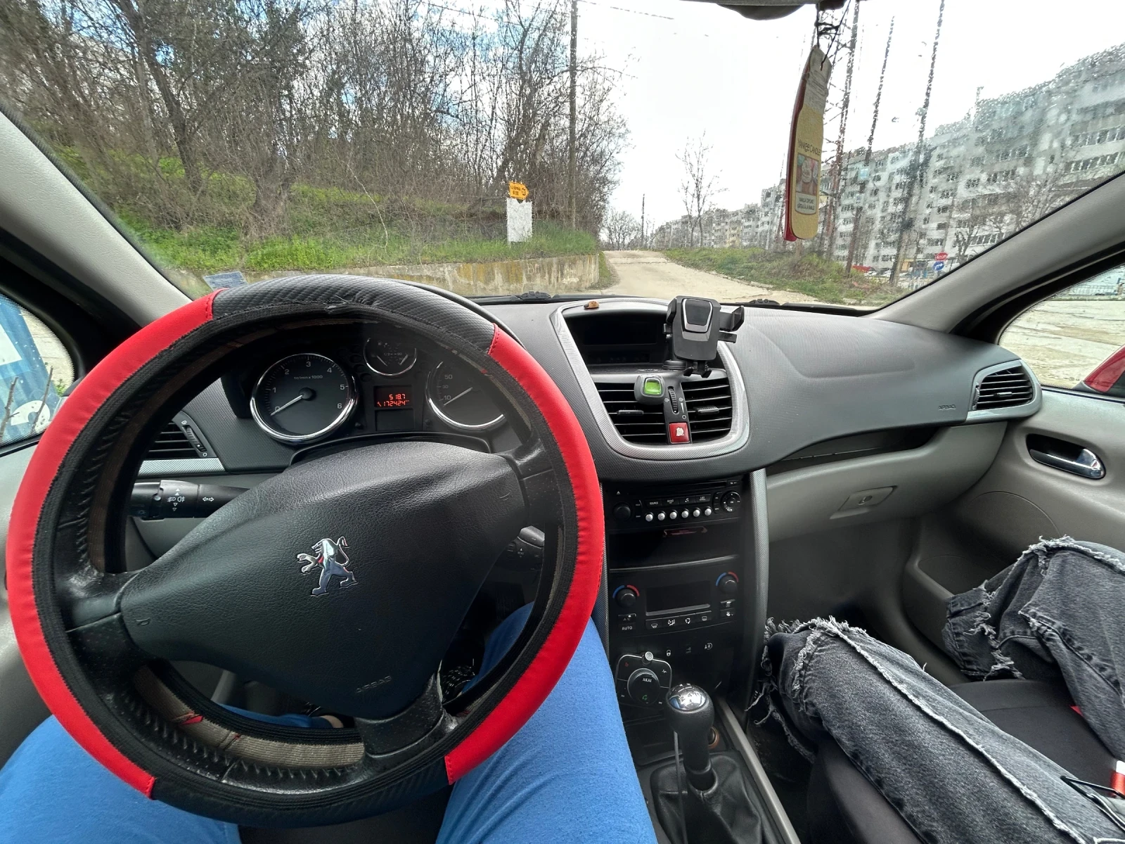 Peugeot 207, снимка 8 - Автомобили и джипове - 54039505