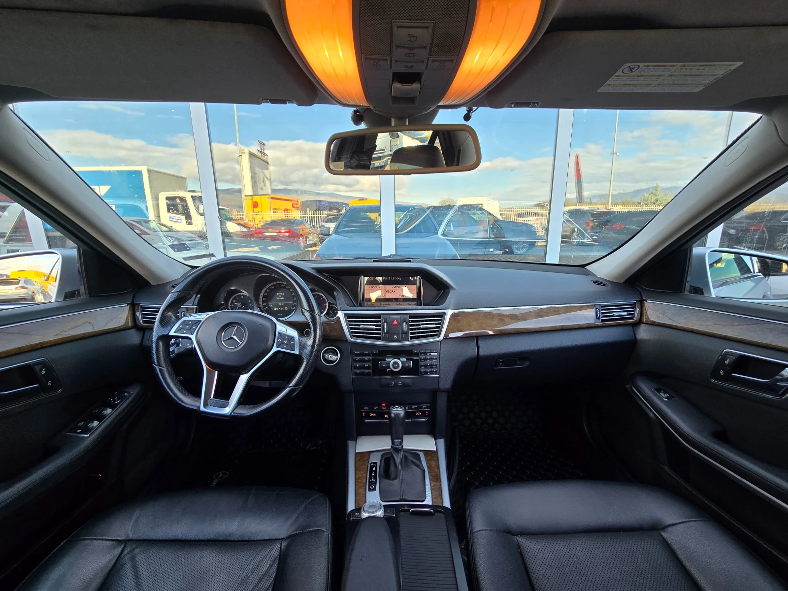 Mercedes-Benz E 220 CDi , снимка 12 - Автомобили и джипове - 54096349