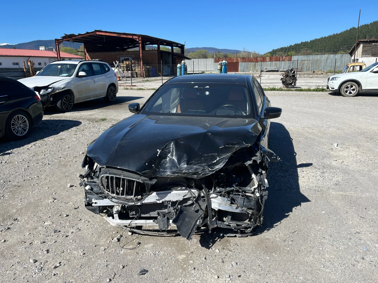 BMW 750 G11 449hp M-pack НА ЧАСТИ