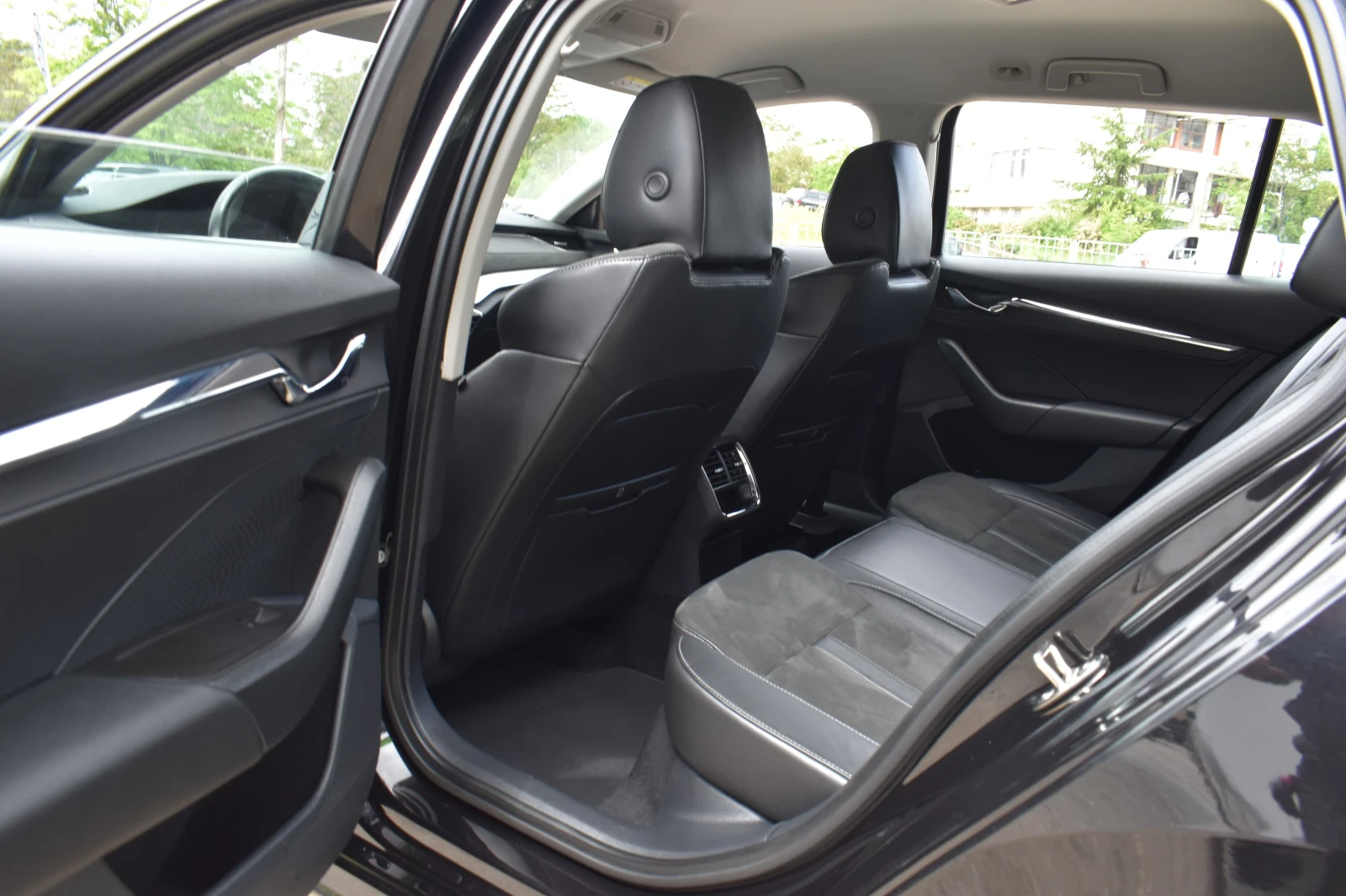 Skoda Octavia 2.0TDI* NEW-LINE | Mobile.bg � ����������� 10