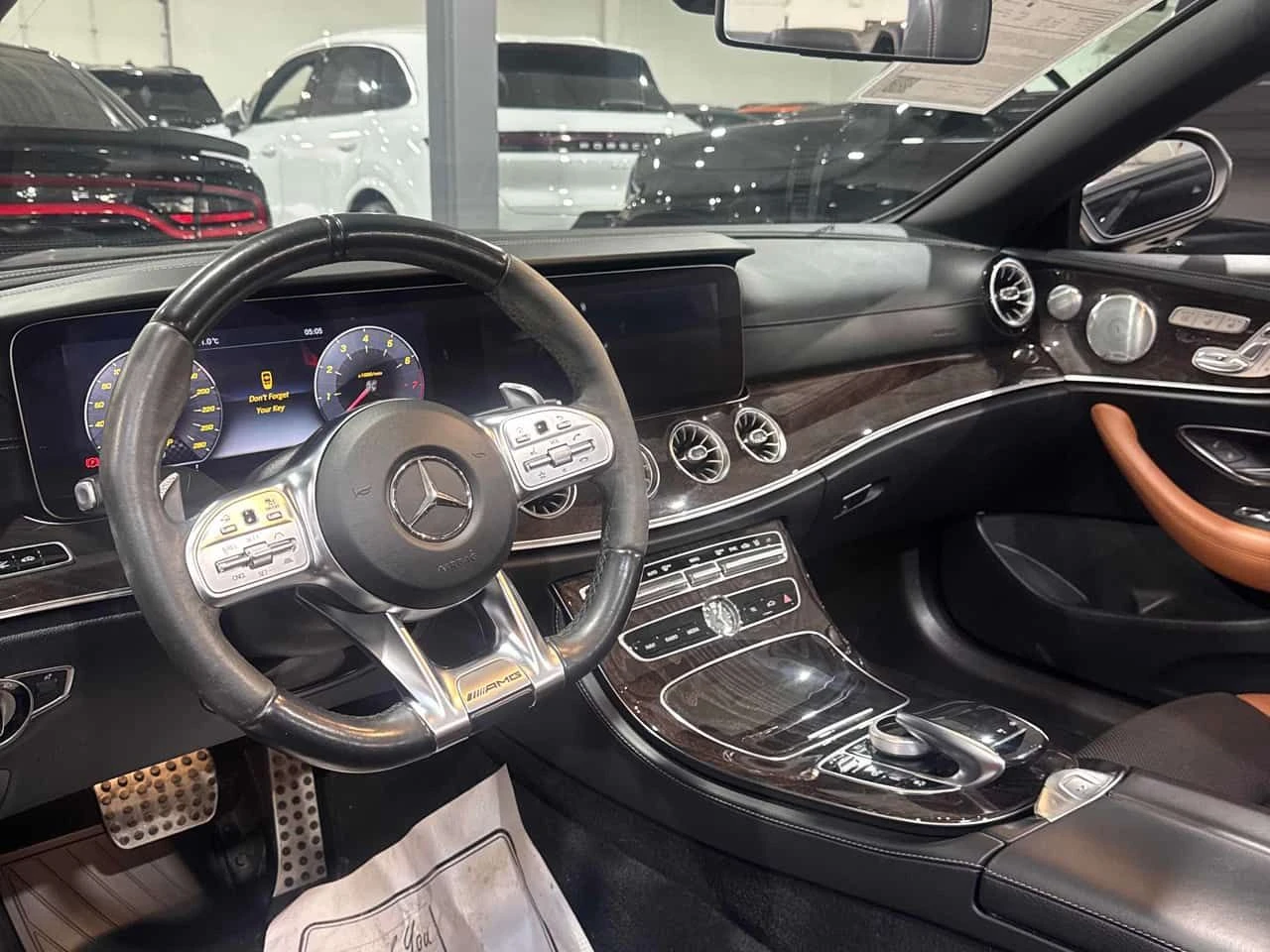 Mercedes-Benz E 53 AMG | DISTRONIC | BURMESTER | HUD | 360 | ОБДУХВАНЕ | , снимка 5 - Автомобили и джипове - 54805038