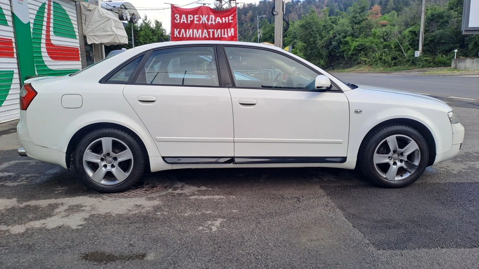 Audi A4 1.9 131кс. Кожа!/Климатроник!, снимка 4 - Автомобили и джипове - 54875744