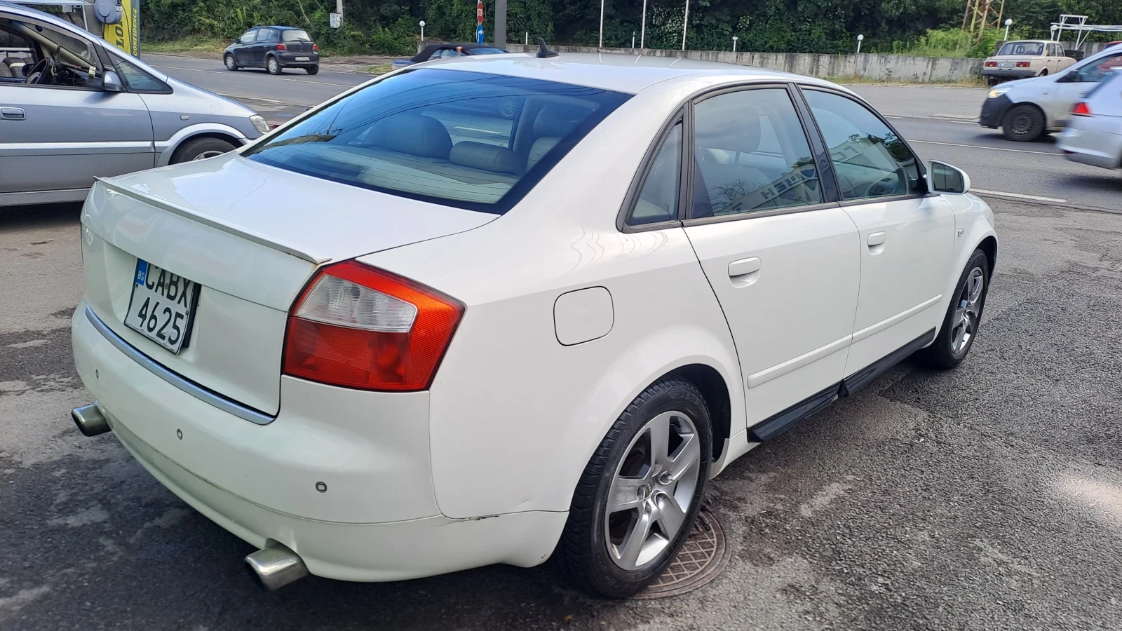Audi A4 1.9 131кс. Кожа!/Климатроник!, снимка 5 - Автомобили и джипове - 54875744