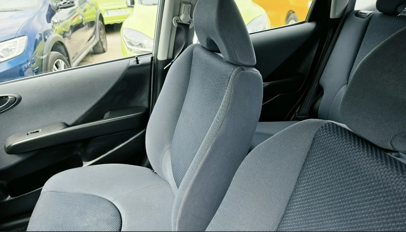 Honda Jazz, снимка 10 - Автомобили и джипове - 54967737
