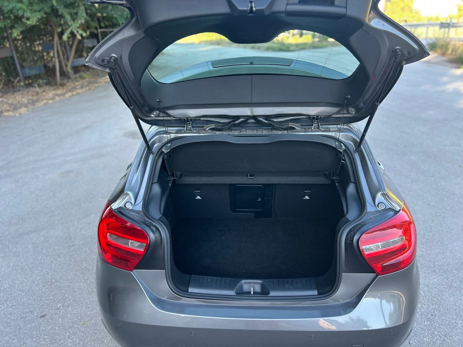 Mercedes-Benz A 160 A160CDI/2014, снимка 14 - Автомобили и джипове - 55732339