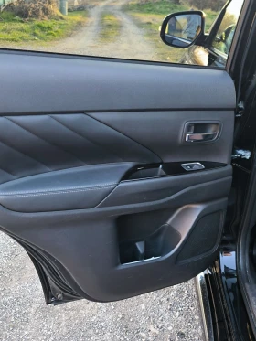 Mitsubishi Outlander PHEV, снимка 11
