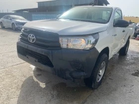 Toyota Hilux 2.4D, снимка 1