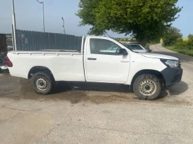 Toyota Hilux 2.4D, снимка 3