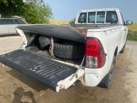 Toyota Hilux 2.4D, снимка 4